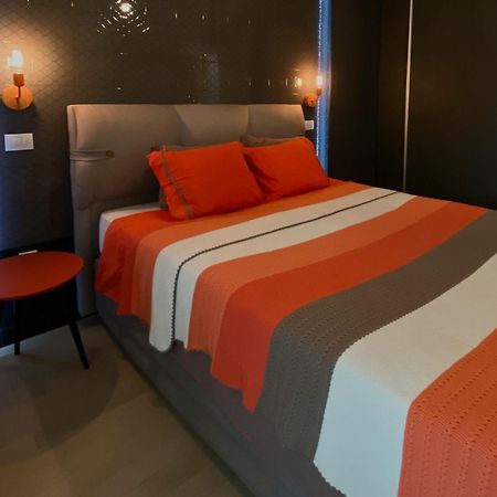 Stylish Apartment, Skopje Centre - Private Parking - Panoramic Views Exterior photo