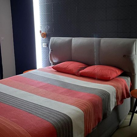 Stylish Apartment, Skopje Centre - Private Parking - Panoramic Views Exterior photo